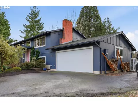 10050 NW Brady Ln, Portland, OR 97229