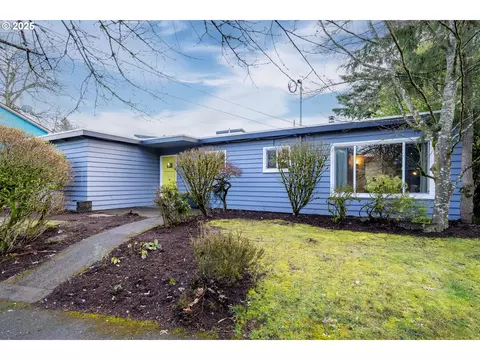 4424 SE Knapp St, Portland, OR 97206