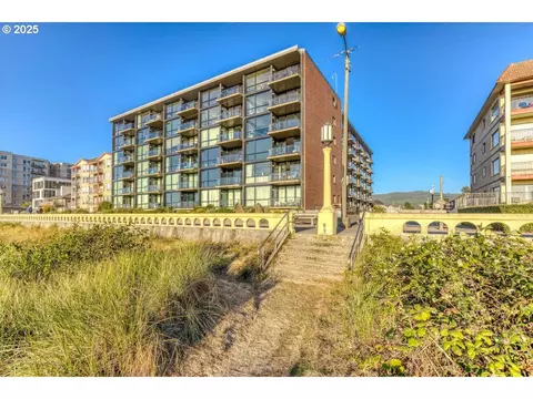 475 S Prom #200, Seaside, OR 97138
