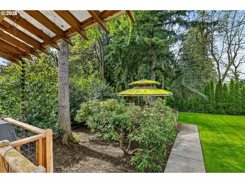 Exterior - 3678 W Powell Loop, Gresham, OR 97030 photo 8 of 24