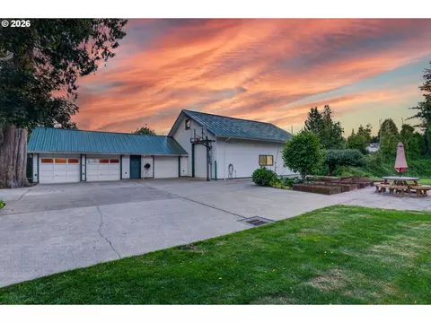 Exterior - 3678 W Powell Loop, Gresham, OR 97030 photo 6 of 24