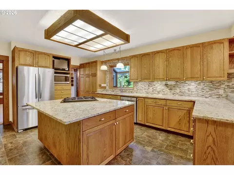Kitchen - 3678 W Powell Loop, Gresham, OR 97030 photo 1 of 1