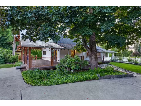 Exterior - 3678 W Powell Loop, Gresham, OR 97030 photo 2 of 24