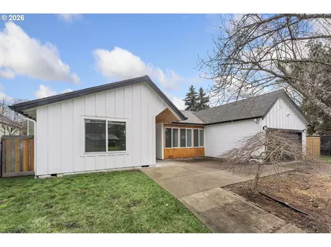 3270 SW 180th Pl, Beaverton, OR 97003
