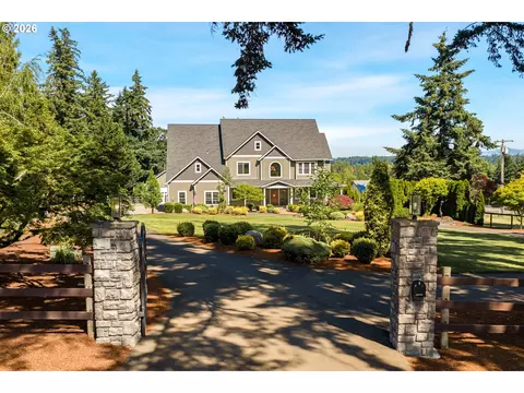 20762 S South End Rd, Oregon City, OR 97045