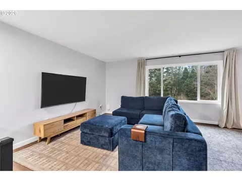 Other - 1320 SW 31st St, Gresham, OR 97080 photo 4 of 12
