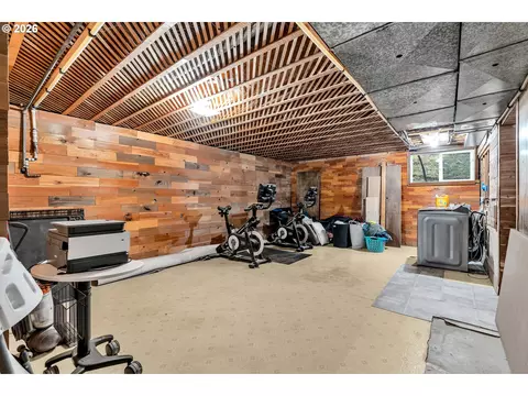 Other - 1320 SW 31st St, Gresham, OR 97080 photo 10 of 12