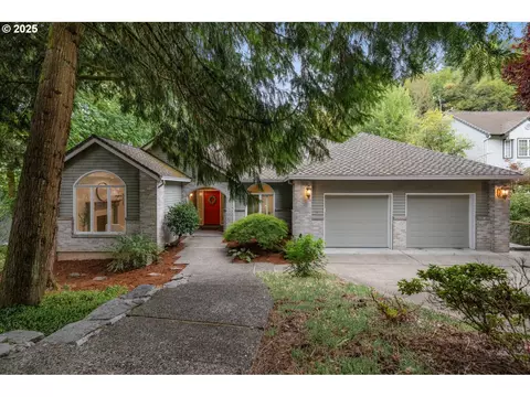 11209 S Southridge Dr, Portland, OR 97219