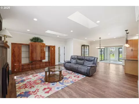 106 Hansen Ln, Eugene, OR 97404 photo 7