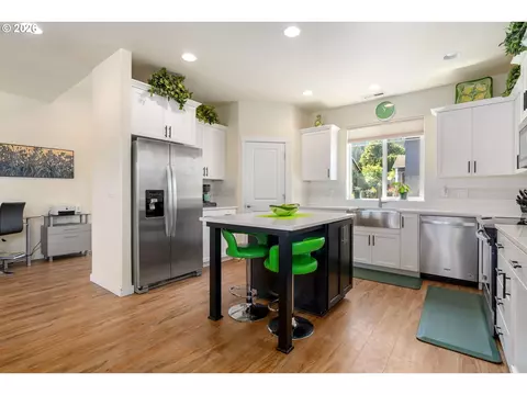 959 SE Windsong Dr, Cascade Locks, OR 97014 photo 10