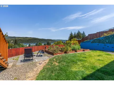 959 SE Windsong Dr, Cascade Locks, OR 97014 photo 4