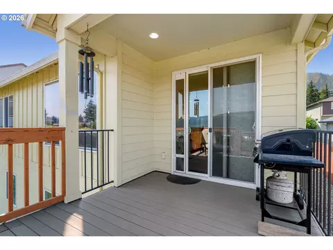 959 SE Windsong Dr, Cascade Locks, OR 97014 photo 13