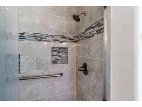 959 SE Windsong Dr, Cascade Locks, OR 97014 photo 20