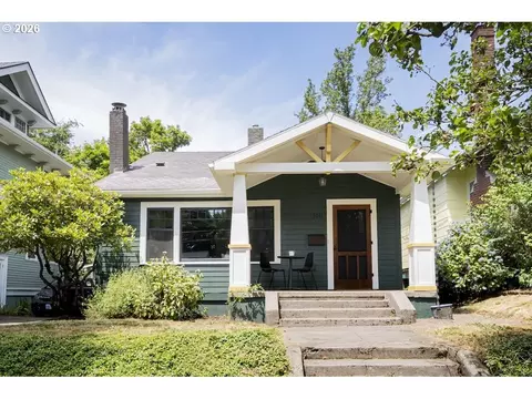 3011 SE Tibbetts St, Portland, OR 97202