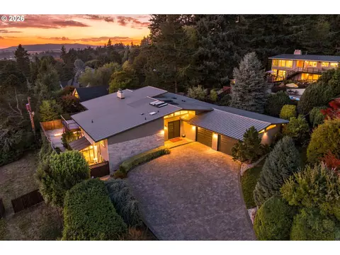 12533 SW 55th Pl, Portland, OR 97219