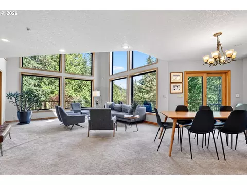 Dining - 18685 E Aschoff Rd, Rhododendron, OR 97049 photo 1 of 1