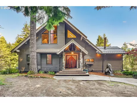 Exterior - 18685 E Aschoff Rd, Rhododendron, OR 97049 photo 2 of 15