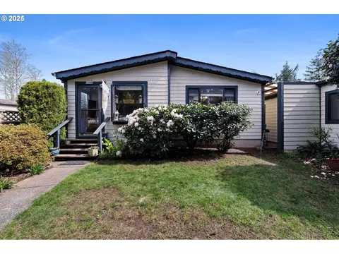 1008 King Salmon Pl, Hammond, OR 97121