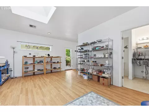 Other - 595 Dartmoor Dr, Eugene, OR 97401 photo 6 of 14