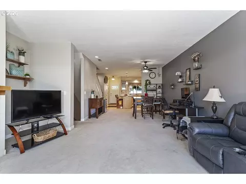 Living - 2508 NW 2nd Ter, Gresham, OR 97030 photo 2 of 3