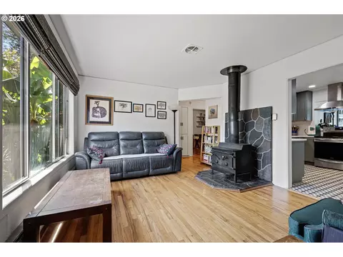 Other - 1572 Wilson Ct, Eugene, OR 97402 photo 4 of 9