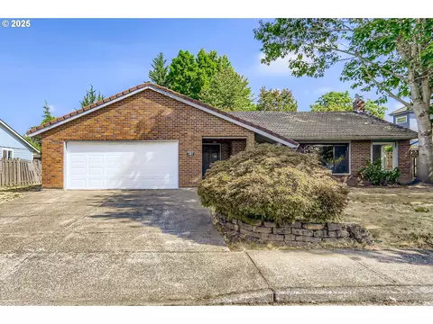 885 NE Baldwin St, Hillsboro, OR 97124