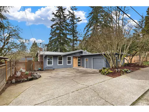 3835 Watkins Ln, Eugene, OR 97405