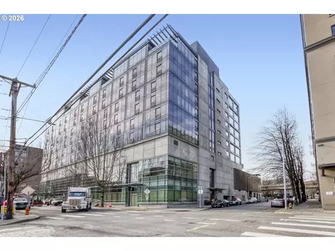1410 NW Kearney St #909, Portland, OR 97209