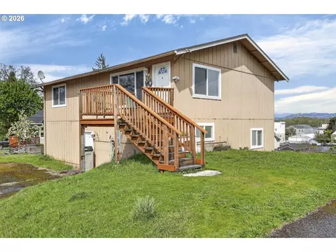 260 S 5th St, Saint Helens, OR 97051