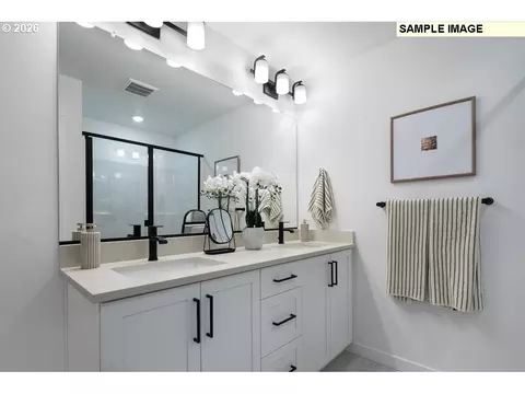Bath - 3691 SW Knapp Dr, Gresham, OR 97080 photo 1 of 2
