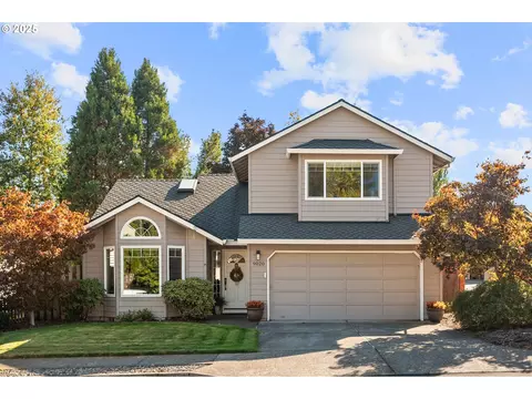 9020 SW Reiling St, Portland, OR 97224