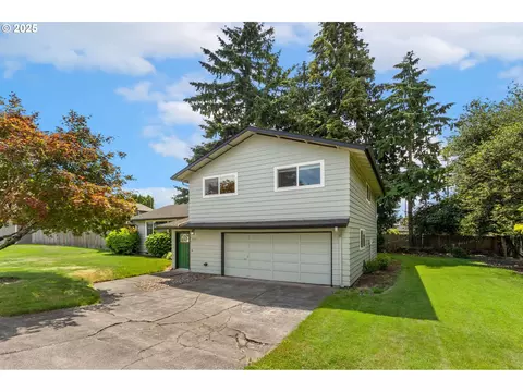3515 NW 122nd St, Vancouver, WA 98685