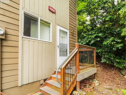 5250 SW 42nd Ave, Portland, OR 97221