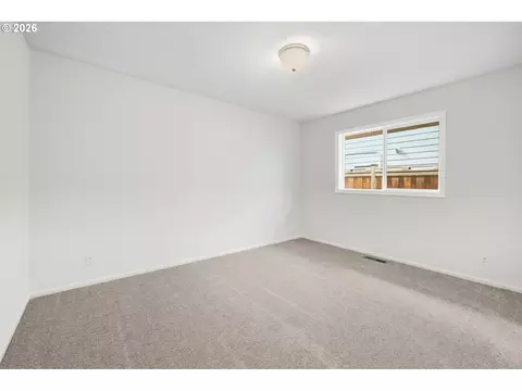 Bedroom - 3115 Metolius Dr, Eugene, OR 97408 photo 6 of 7