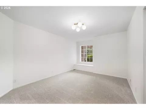 Other - 3115 Metolius Dr, Eugene, OR 97408 photo 3 of 5