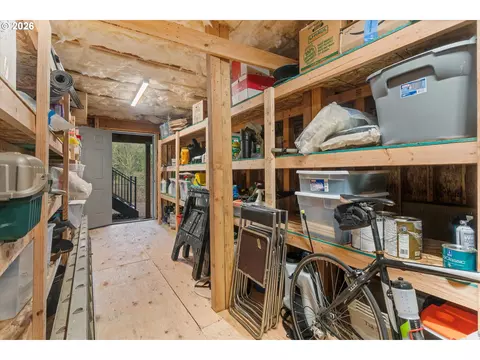 Other - 723 SW 49th Dr, Gresham, OR 97080 photo 11 of 12