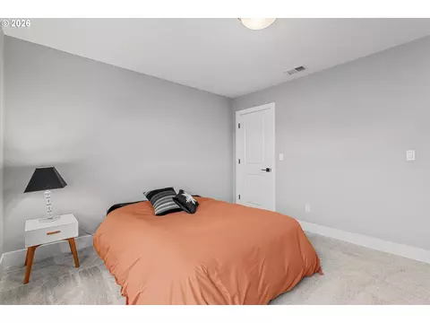 Bedroom - 723 SW 49th Dr, Gresham, OR 97080 photo 5 of 6