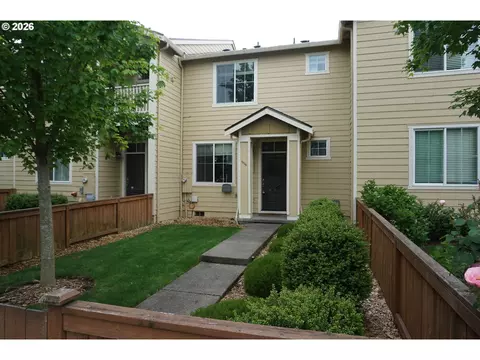 7026 NE 153rd Pl, Vancouver, WA 98682