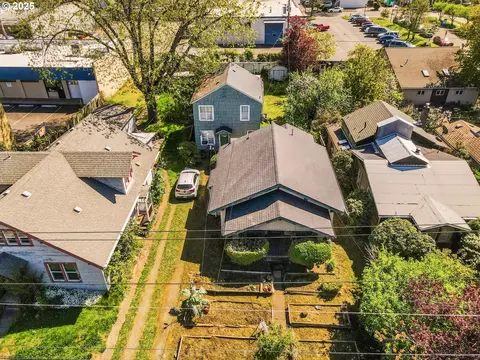 171 Monroe St, Eugene, OR 97402
