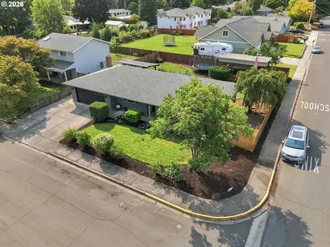 View/Area - 992 Travis Ave, Eugene, OR 97404 photo 2 of 7