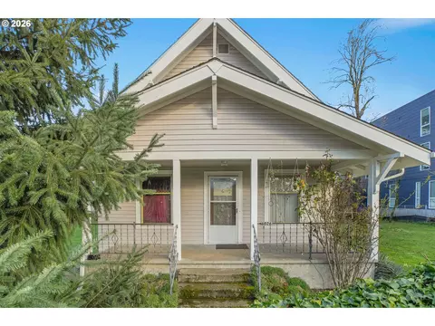 6026 SE 84th Ave, Portland, OR 97266