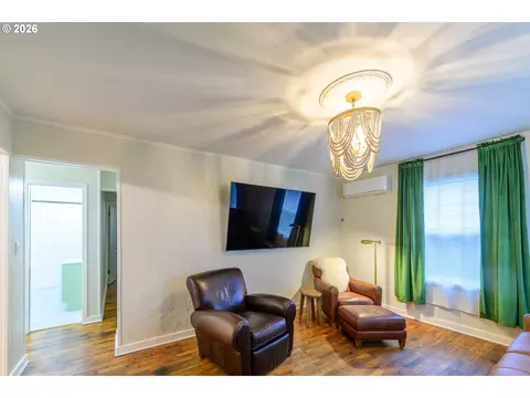 Living - 1835 City View St, Eugene, OR 97405 photo 1 of 2