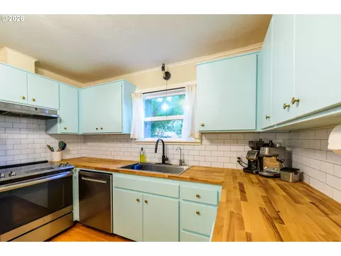 Kitchen - 1835 City View St, Eugene, OR 97405 photo 3 of 3