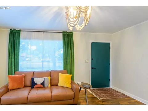 Entry Way - 1835 City View St, Eugene, OR 97405 photo 1 of 1