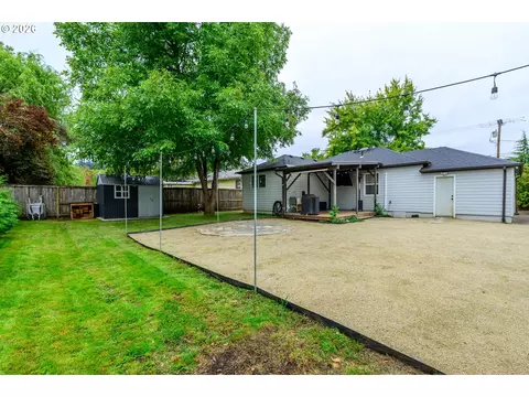 Exterior - 1835 City View St, Eugene, OR 97405 photo 4 of 5