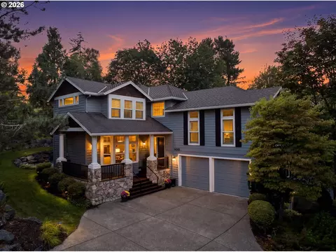 14261 Uplands Dr, Lake Oswego, OR 97034