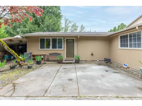 Exterior - 765 SE 775 Se Roberts Ave, Gresham, OR 97080 photo 2 of 5