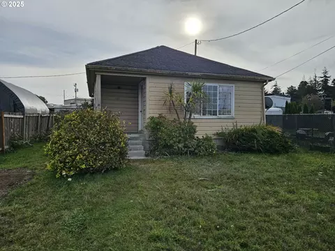 161 N Cammann St, Coos Bay, OR 97420