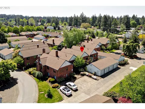 14859 NE Sacramento St #135, Portland, OR 97230