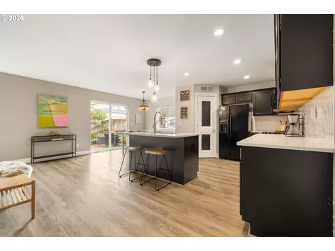 Kitchen - 38853 Redwood St, Sandy, OR 97055 photo 1 of 4